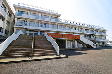 府中市立府中第十中学校 350ｍ(徒歩約5分)
