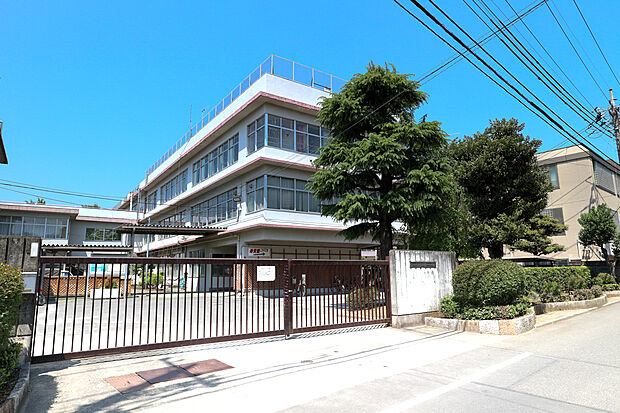 立川市立立川第一中学校（約1,100m）