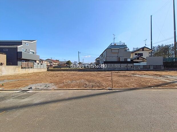 【 現地写真】小学校まで徒歩約12分、中学校まで徒歩約7分でお子様が無理なく通える距離です。保育園や幼稚園も近くに多数あり、子育てファミリーには嬉しい環境です！