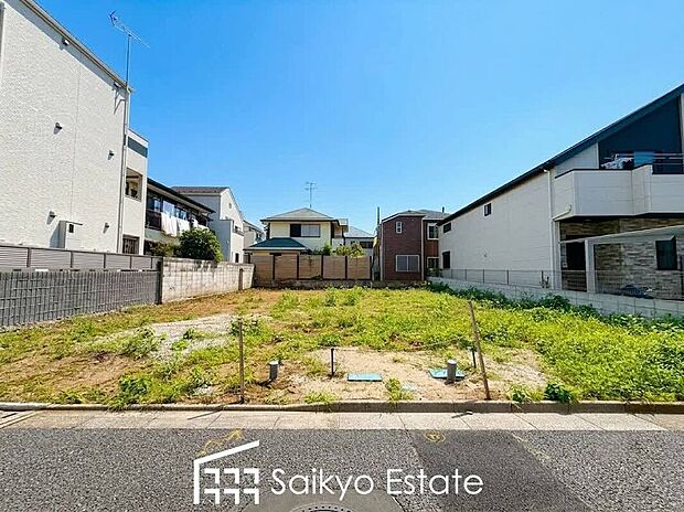【現地写真】ZEH水準の省エネ住宅!LDK広々18.27帖の収納豊富な3LDKタイプ♪ガスを効率よく使えるハイクオリティ熱源器「エコジョーズ」標準装備!
