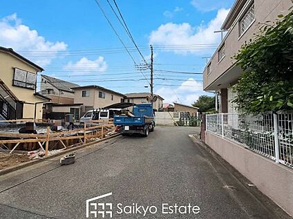 前面道路を含む現地写真