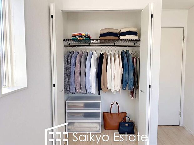 【収納【施工例】】各居室に収納を設けておりますので、衣類の他にもカバンや小物など何でも収納して、居室の全空間を有効活用できます♪