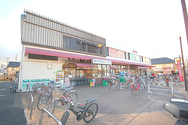 グルメシティ神代店