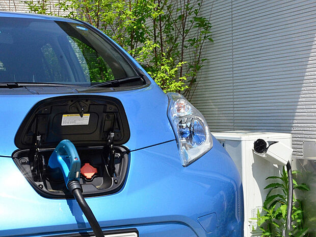 【電気自動車用EVコンセント】「EV車コンセント」は電気自動車(EV)やPHV・PHEV(プラグインハイブリッド車)を自宅で充電することができます。