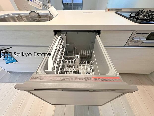 【食洗機】手洗いよりも経済的で家計に優しい「ビルトイン食洗機」が標準装備なのはママの強い味方ですね。