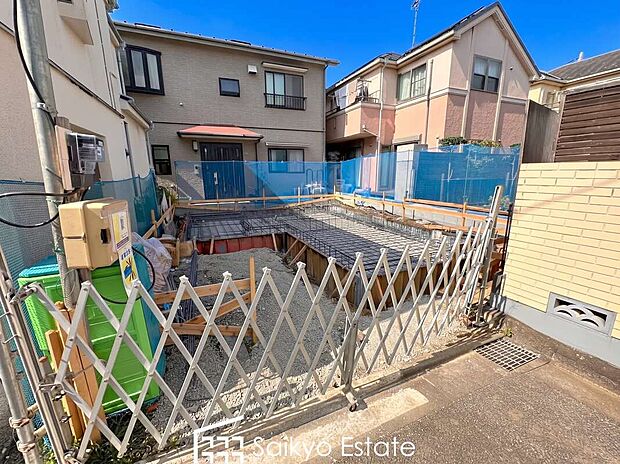 【現地外観】周辺は公共施設、医療施設など、生活をサポートする施設も揃い、落ち着いた住環境で子育てにも優しい暮らしやすいロケーションです!