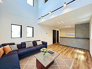 【イトーピアホーム施工】17帖超吹抜け設計LDKで開放的な暮らしを叶える角地邸宅。～三鷹市井口4～ 外観