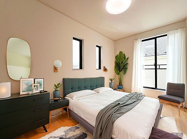 【建物プラン例：Room】
小中学校徒歩6分、幼稚園徒歩7分、保育園徒歩11分圏内と教育施設がお子様の通学も安心の徒歩圏内。公園や緑地も点在しているので子育て世帯も安心してのびのび過ごせます。