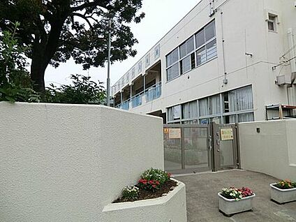 世田谷区立桜丘幼稚園 400ｍ(徒歩5分)
