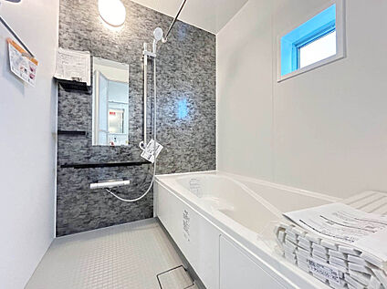 【施工例：Bath Room】