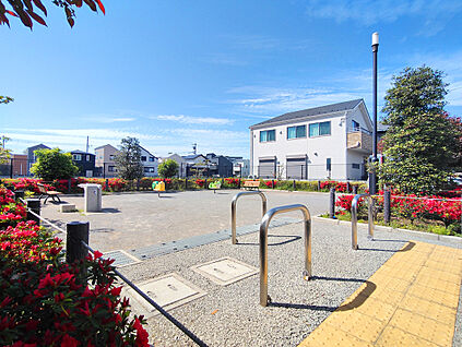 世田谷区立北烏山七丁目もっこく公園 350ｍ(徒歩5分)