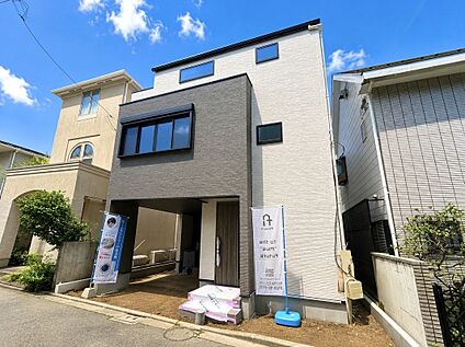 【外観：7月初旬撮影】