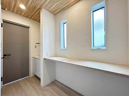 【建物プラン例】