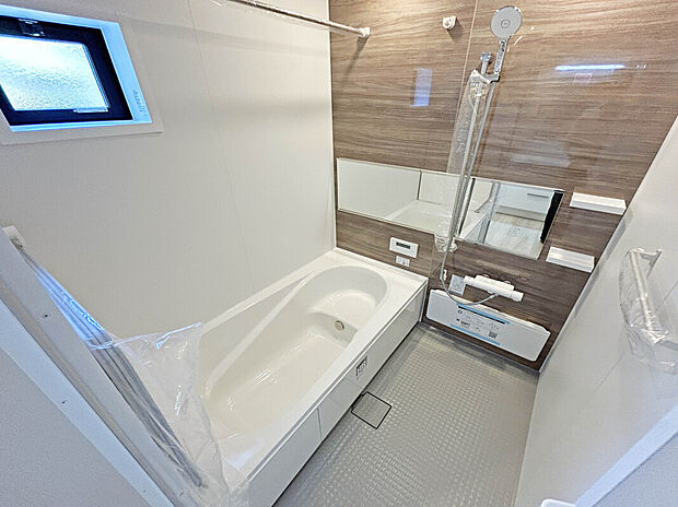 【【Bath Room】】浴室暖房乾燥機付きなので一年中快適な空間での入浴が可能です。