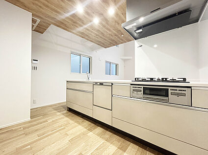 【建物プラン例：Kitchen】