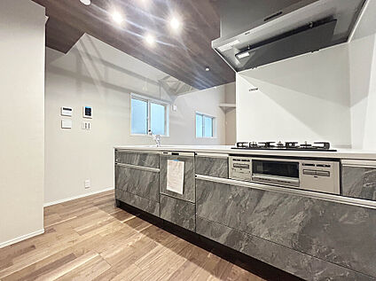 【建物プラン例：Kitchen】