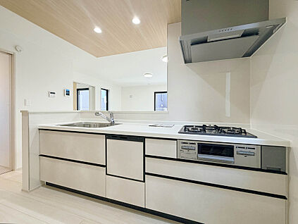 【建物プラン例：Kitchen】