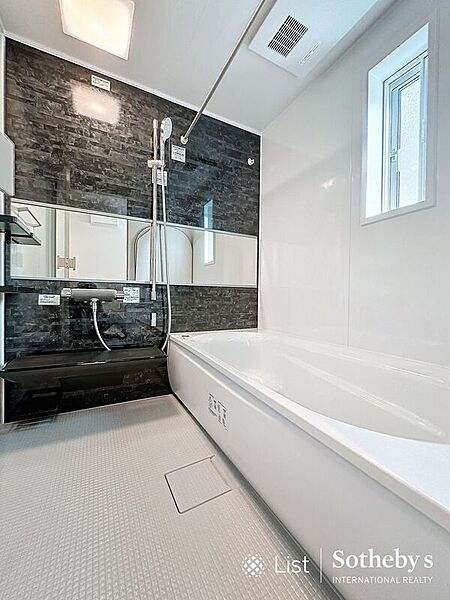 ■バスルーム■B棟浴室乾燥機付きのバスルームになりしっかり換