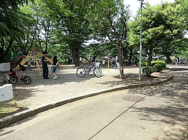 立川公園（約1,800m）