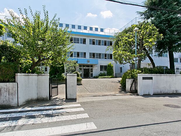 小金井市立東中学校（約710m）