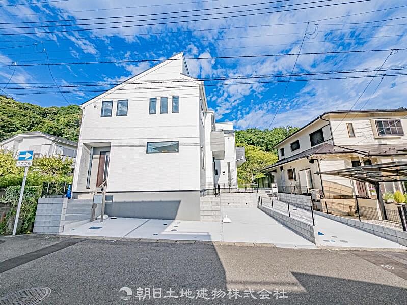 空を広く感じる。緑が多いゆったり感のある安心の住環境です！！潤いのある環境でホッと生活できそうです！おしゃれな雰囲気や自然の潤いがあり、親しみやすさと個性を！街に新たな価値をもたらし続けてくれます！