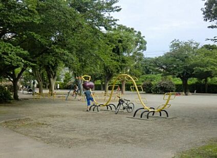 衣笠栄町３丁目公園 約1ｍ(徒歩約1分)