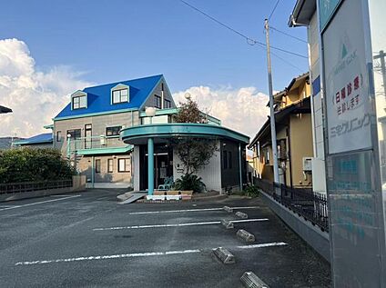 三宅クリニック 330m(-)