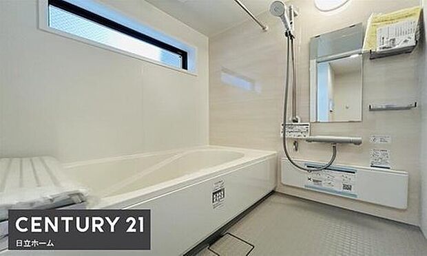 同工務店施工事例【浴室】体を洗う、温まるだけの場所から心身ともに快適な空間に変わりつつあります。一日の疲れが癒される優雅な時間を堪能してください。