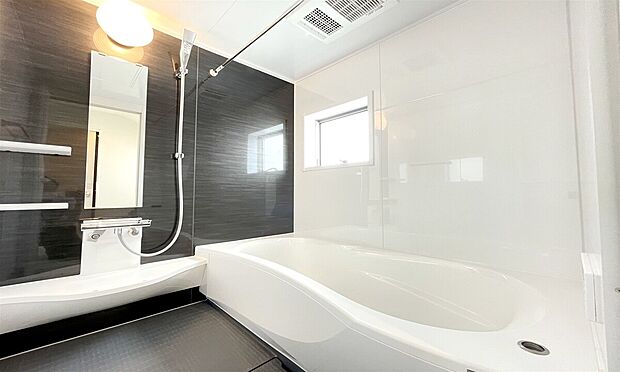 【◆一坪タイプユニットバス標準設備】■浴室乾燥機付きの一坪タイプユニットバス