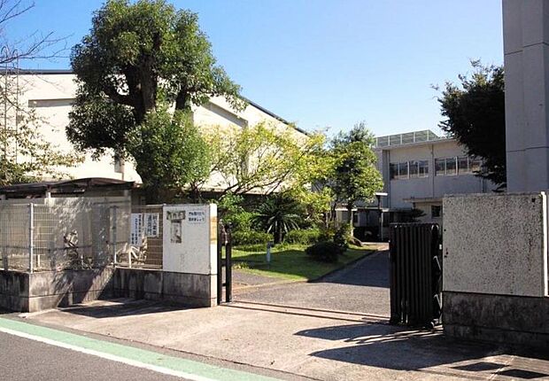 藤沢市立鵠洋小学校(約1,500m・徒歩19分)