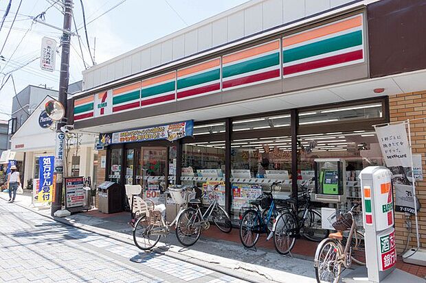 セブンイレブン 鵠沼海岸店(約450m)