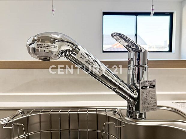 【その他内観】浄水機機能付き水栓です