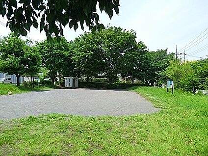 東山田そよかぜ公園 450m