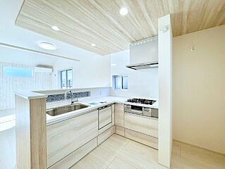 足立区入谷３丁目　新築一戸建て　全３棟　住空間スッキリロフトのあるお家（27939656） その他