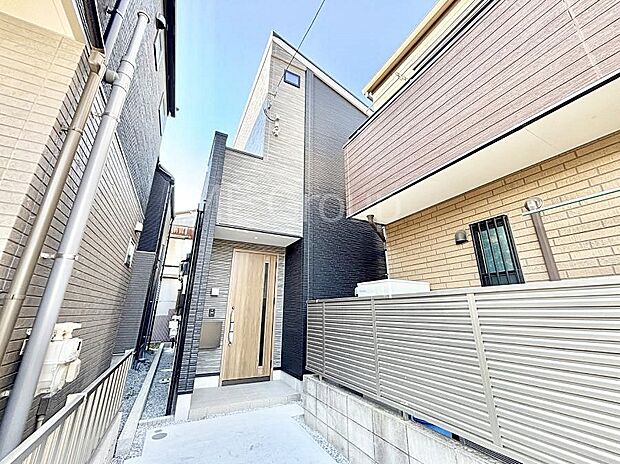 暮らしやすさと居心地の良さにこだわったシンプルで飽きのこないデザイン!