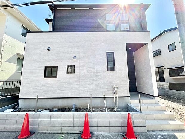 暮らしやすさと居心地の良さにこだわったシンプルで飽きのこないデザイン !