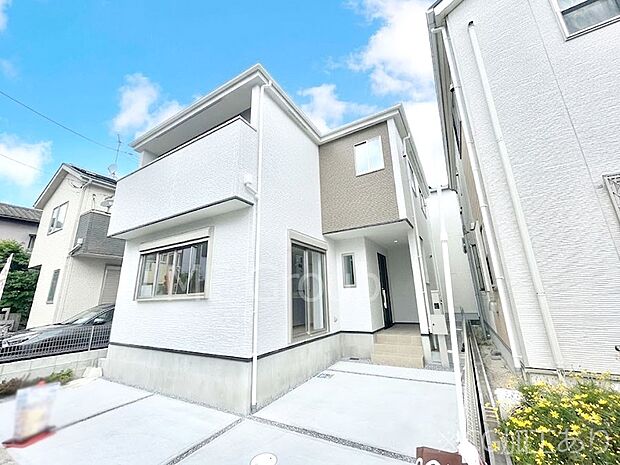 暮らしやすさと居心地の良さにこだわったシンプルで飽きのこないデザイン !