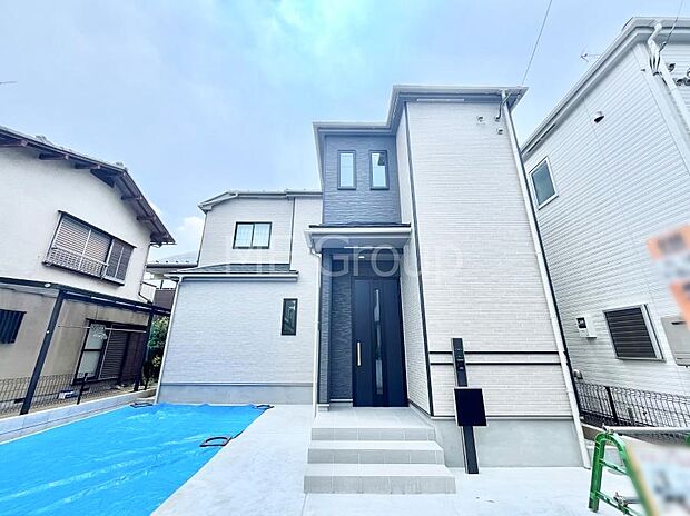 洗練された外観、上質な住空間が広がる室内は永く安心して過ごせる住居です。 