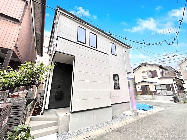 暮らしやすさと居心地の良さにこだわったシンプルで飽きのこないデザイン !