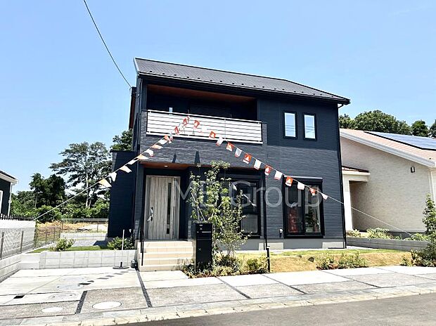 暮らしやすさと居心地の良さにこだわったシンプルで飽きのこないデザイン !