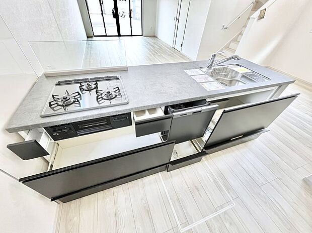 【スライド収納】使いやすさを優先したスライド式収納タイプ!