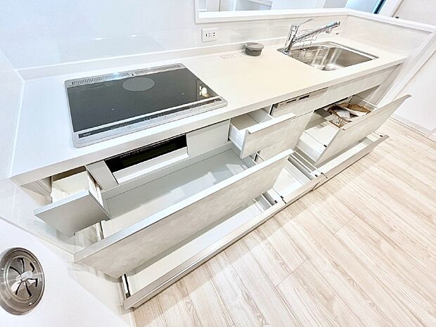 【スライド収納】使いやすさを優先したスライド式収納タイプ！