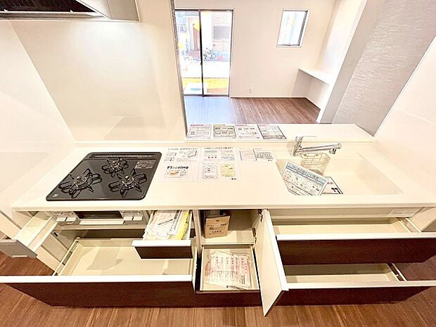 【スライド収納】使いやすさを優先したスライド式収納タイプ!