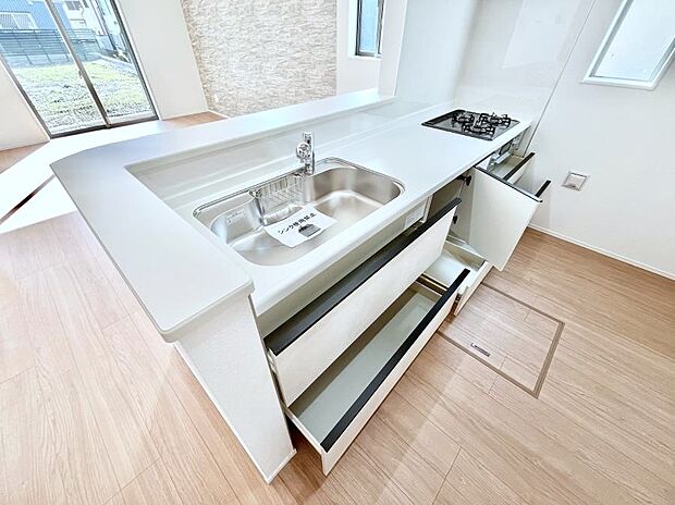 【スライド収納】使いやすさを優先したスライド式収納タイプ!