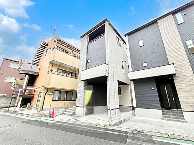 【現地外観写真】早く帰りたくなるマイホーム