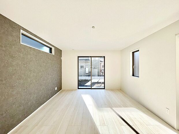 【ダイニング】家族が自然と集まる憩いのスペースになりそう　