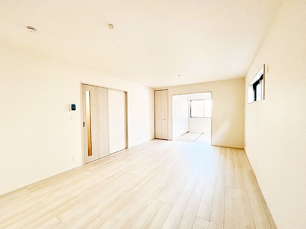 【ダイニング】家族が自然と集まる憩いのスペースになりそう