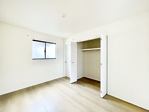 【洋室】自分だけのスペース、どんなお部屋にするかとっても楽しみですね!