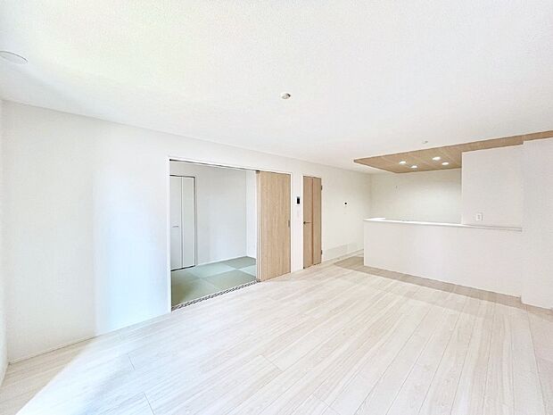 【ダイニング】家族が自然と集まる憩いのスペースになりそう