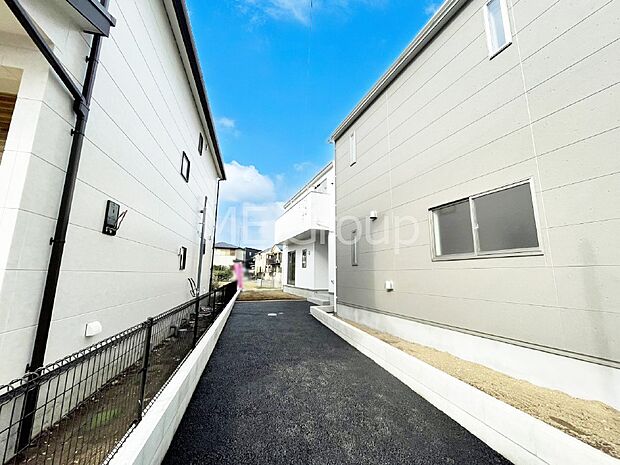 【前面道路含む現地写真】ここから始まる新生活を応援いたします